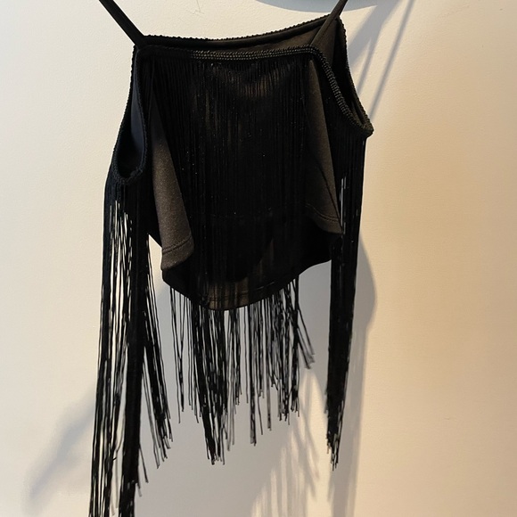 Dynamite fringe crop tank - Picture 4 of 5